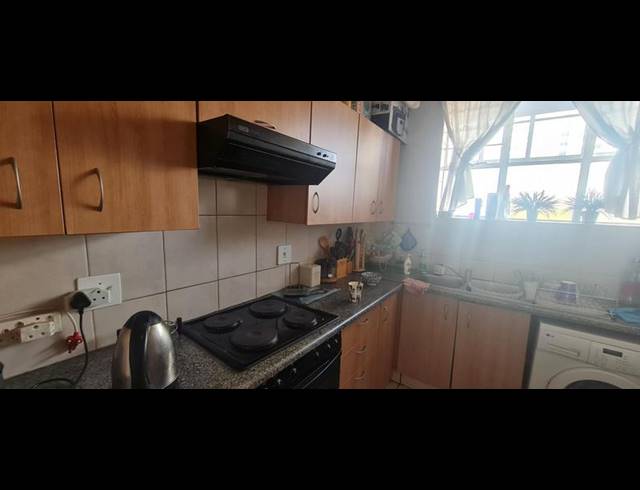 1 BEDROOM APARTMENT FOR SALE IN BEDFORD GARDENS